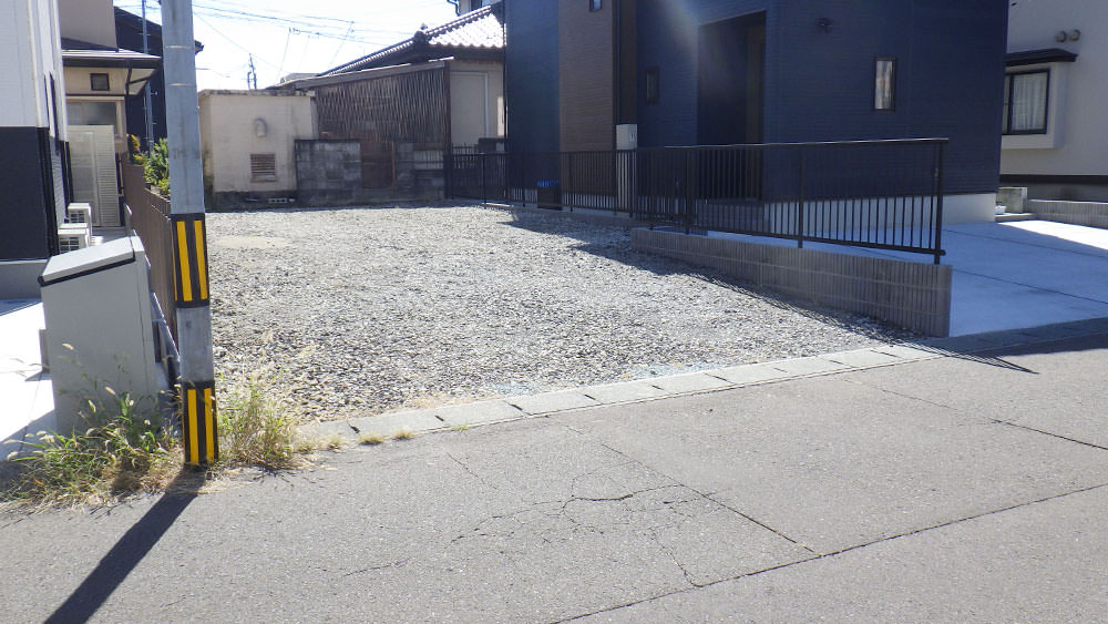 建築条件付き宅地
